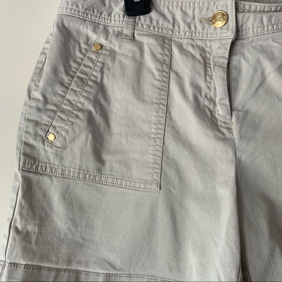 Michael Kors khaki shorts. - Picture 5 of 6